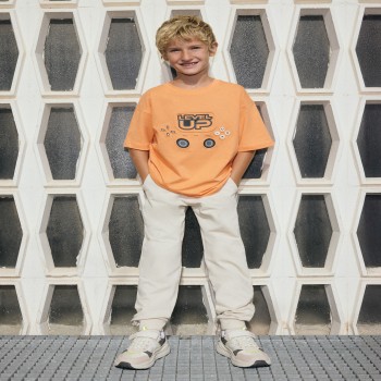 Παιδικό παντελόνι φόρμας για αγόρια Mayoral  κρεμ