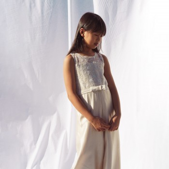 Παιδική ολόσωμη φόρμα για κορίτσια Ebita με δαντέλα μπεζ της άμμου