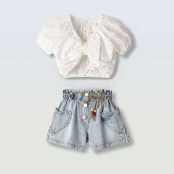 Παιδικό σετ με σορτς για κορίτσια Ebita λευκό-τζιν